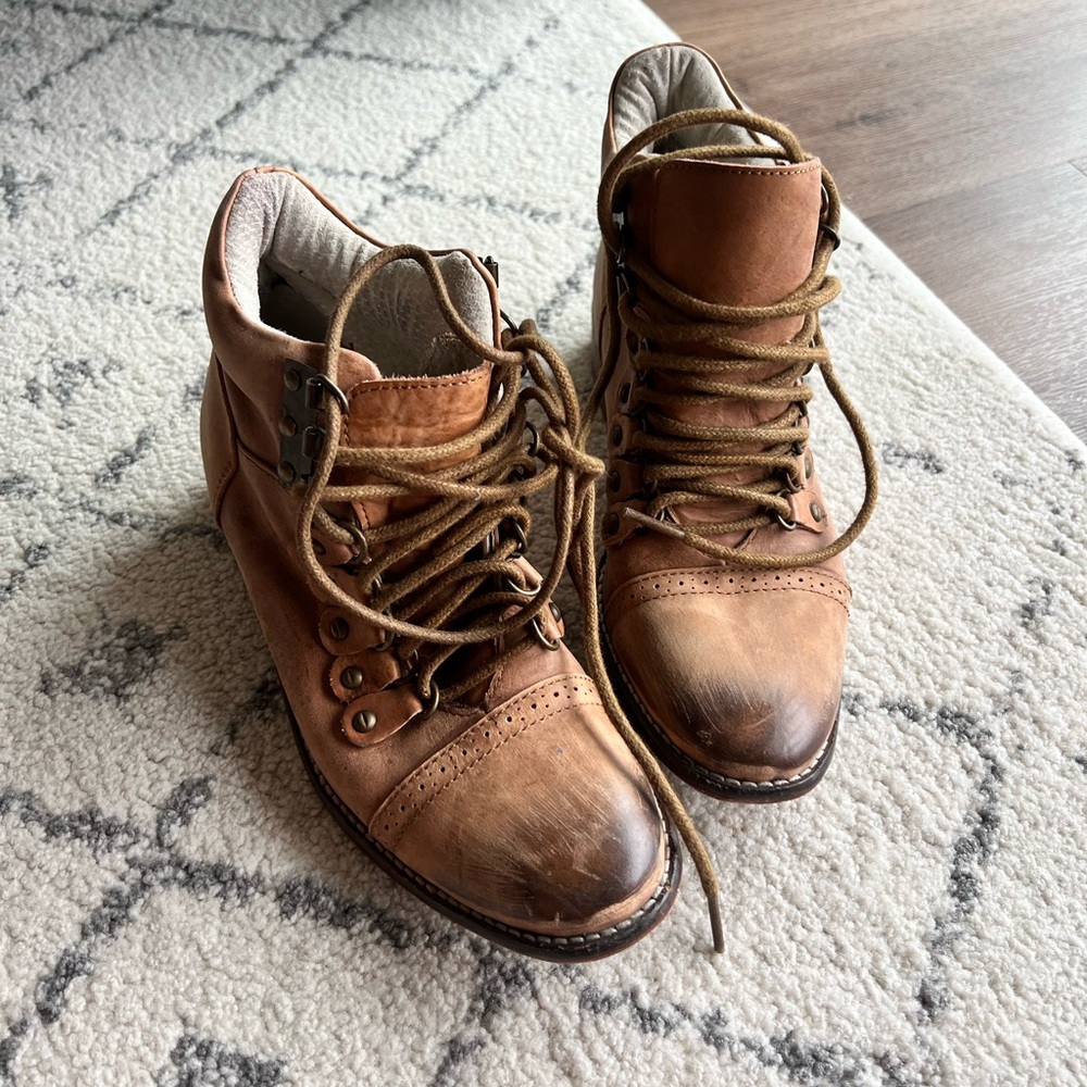 Free People Leather Distressed Boots Booties sz 36/6